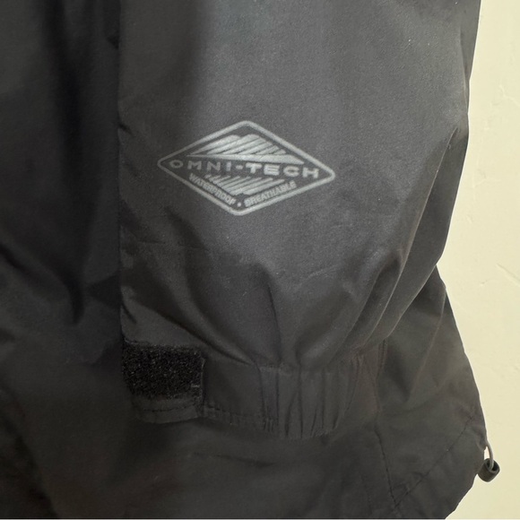 EUC Columbia Men's Small Omni Shield Packable Rain Waterproof Jacket Black Gray - Picture 3 of 13